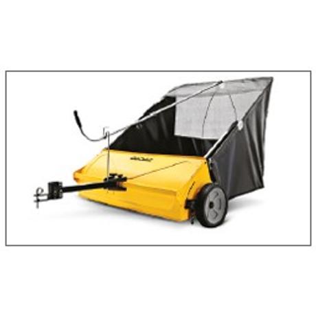 Cub Cadet lomb és fűgyűjtő vontatott seprű
